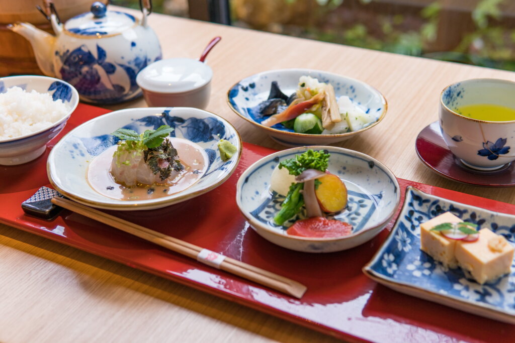 京都嵐山の鯛飯屋「HANANA」さんの鯛茶漬け御膳(現像後)
